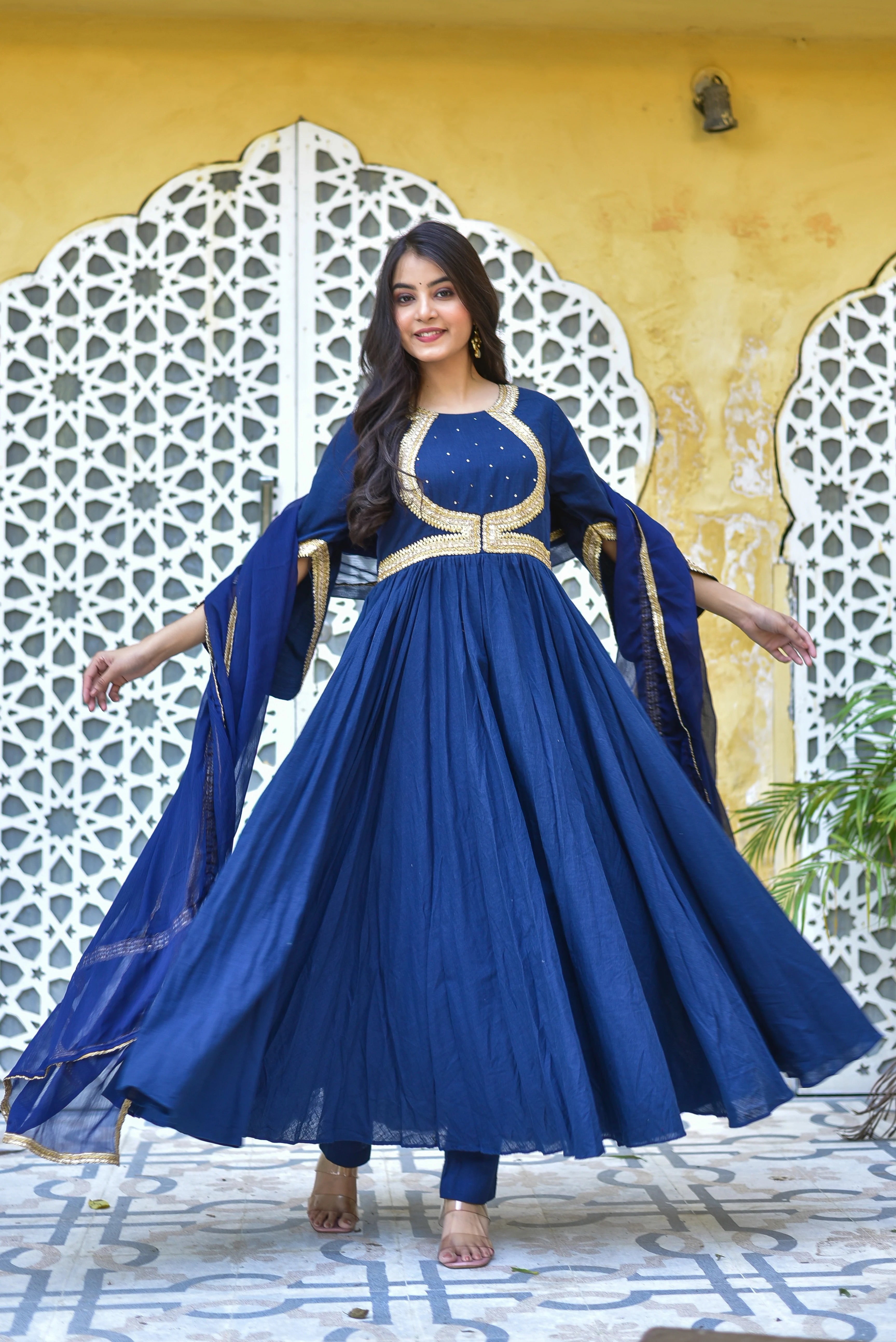 Blue_Suit_109_1